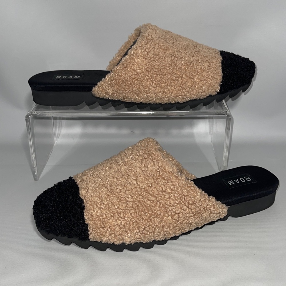 ROAM Fuzzy Cap Toe Mules Faux Shearling 9 US